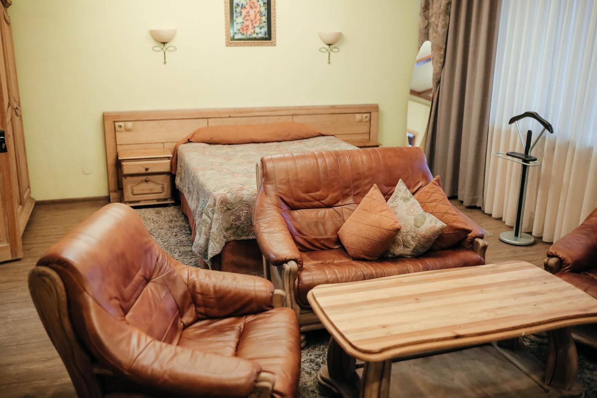 Hotel Тау-House Kok-Shoky Esterno foto