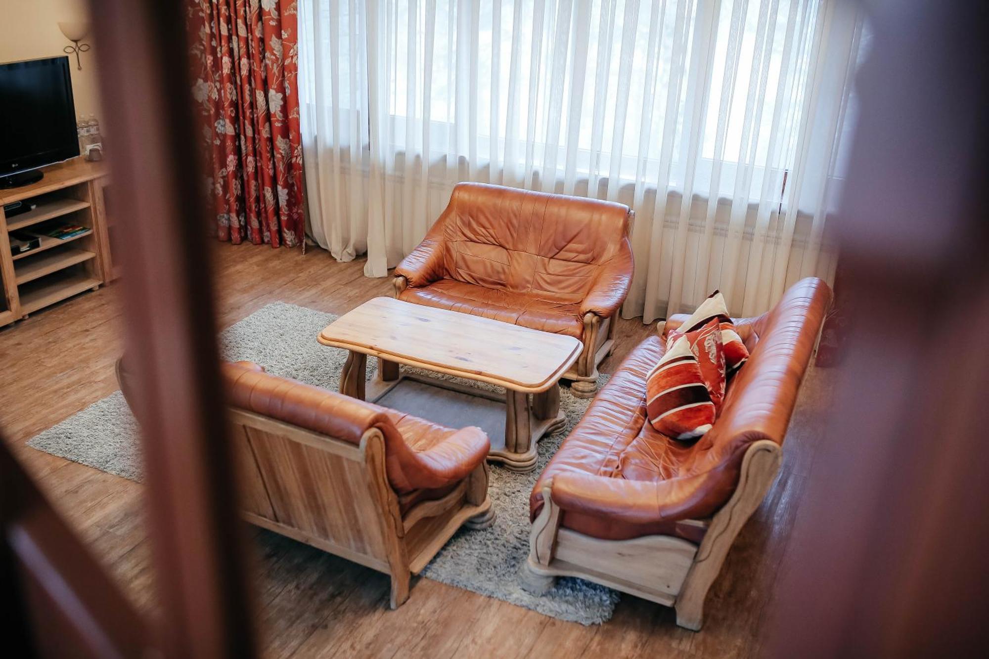 Hotel Тау-House Kok-Shoky Esterno foto