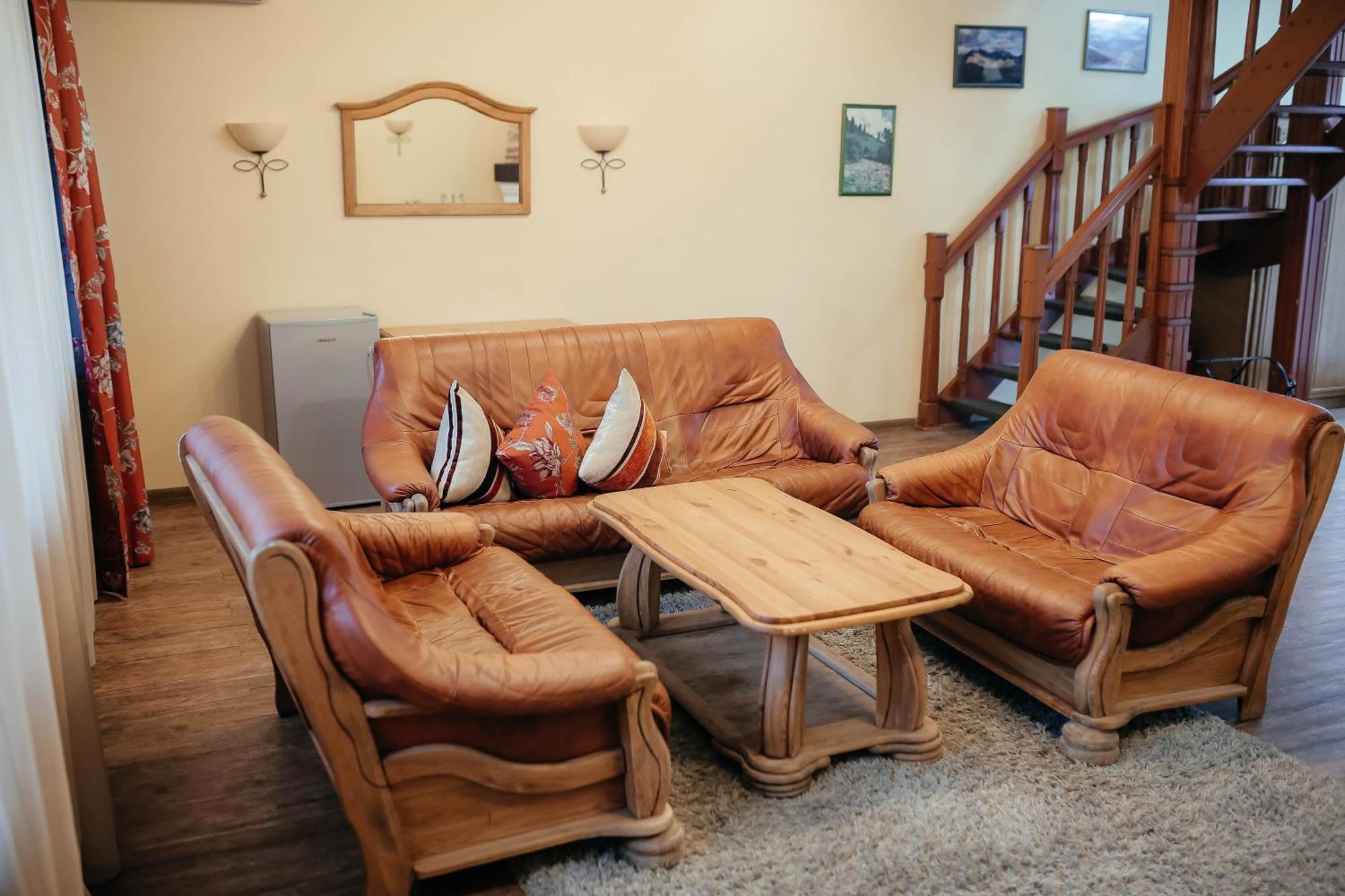 Hotel Тау-House Kok-Shoky Esterno foto